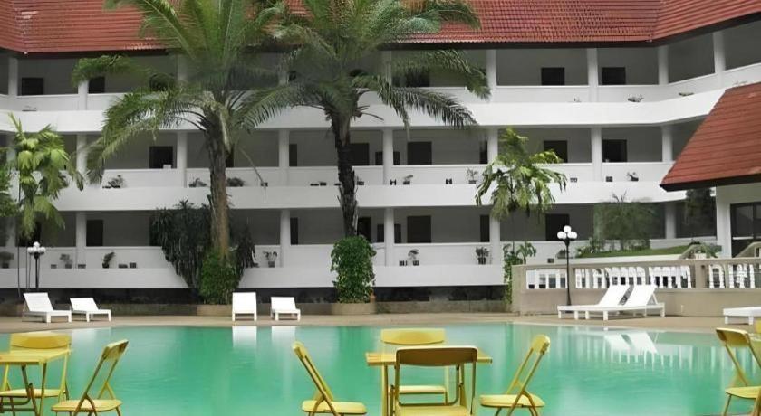 Pailyn Hotel Sukhothai Buitenkant foto