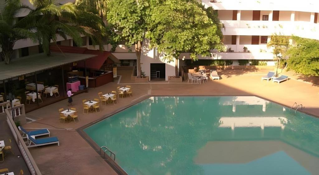 Pailyn Hotel Sukhothai Buitenkant foto